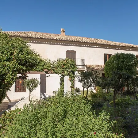 Holiday home Rural Ermita San Julian Burunchel